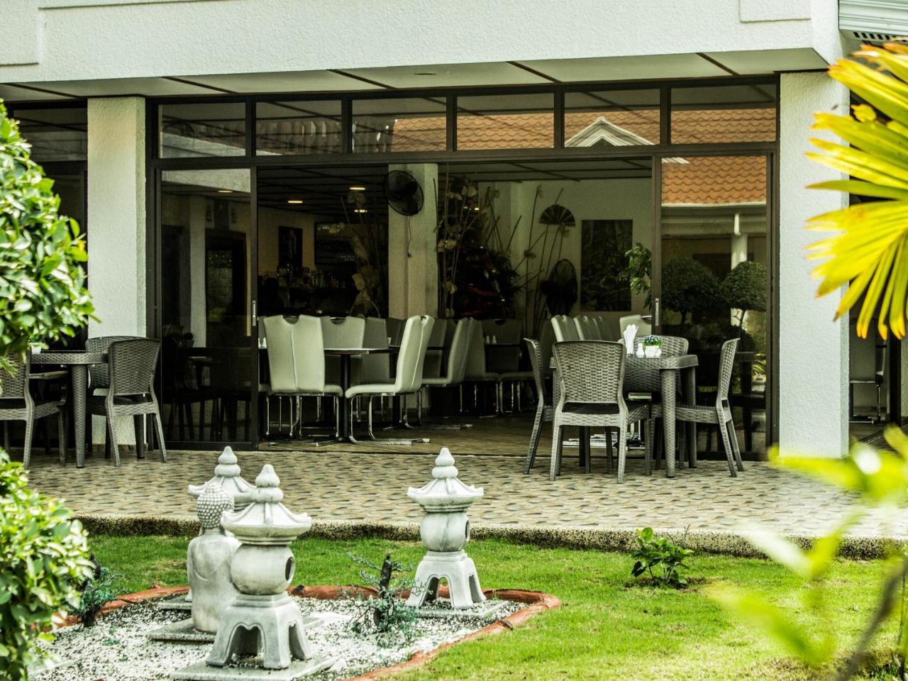 Sunville Hotel And Restaurant Panglao Exterior foto